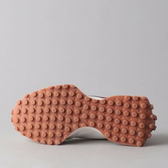 New Balance 327 Womens Size 7 Sneakers - Picture 7 of 14